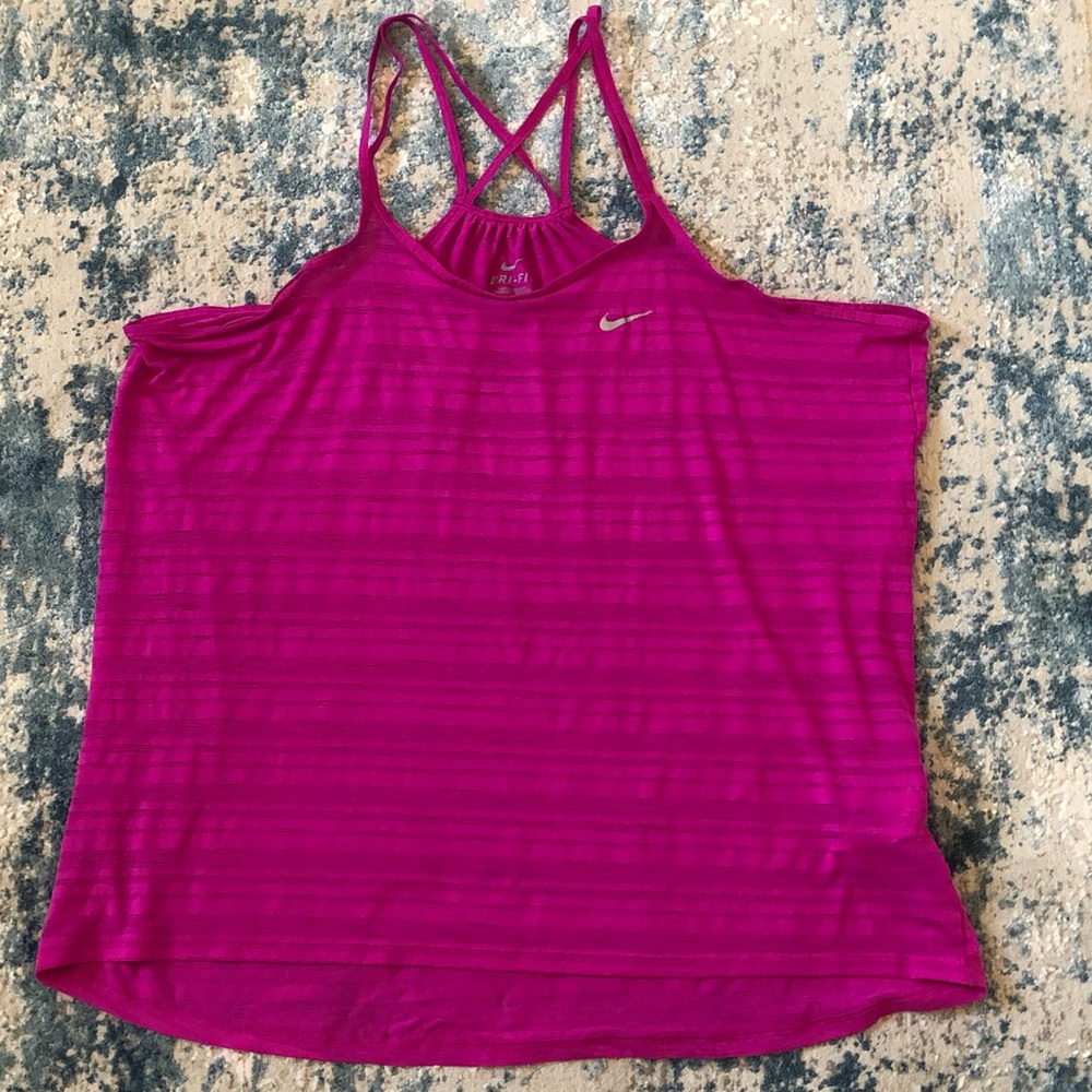 Nike Dri-fit Flowy Racerback Tank